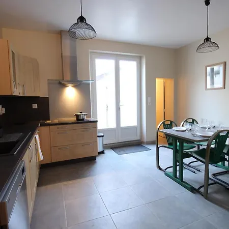 Holiday home L'ostalada *