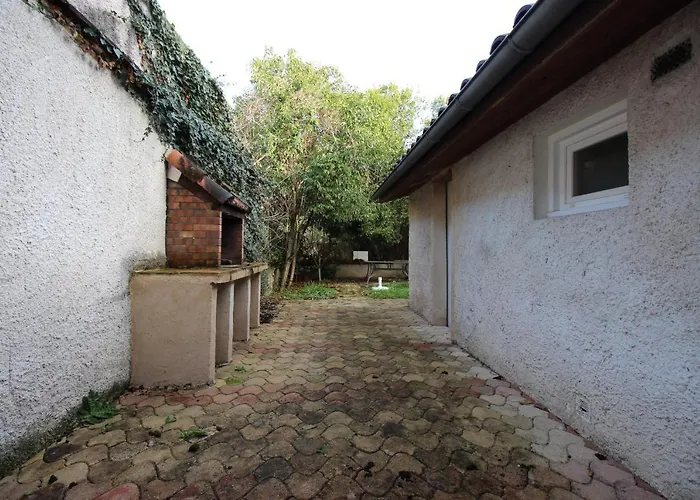 L'ostalada بيت للعطل